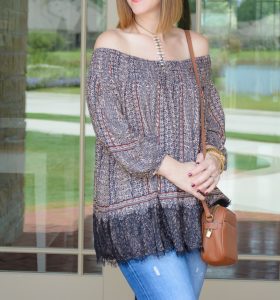 fall outfit inspiration kendra scott necklace off the shoulder top