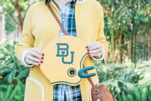 GAME DAY OUTFIT INSPIRATION baylor bears green and gold football